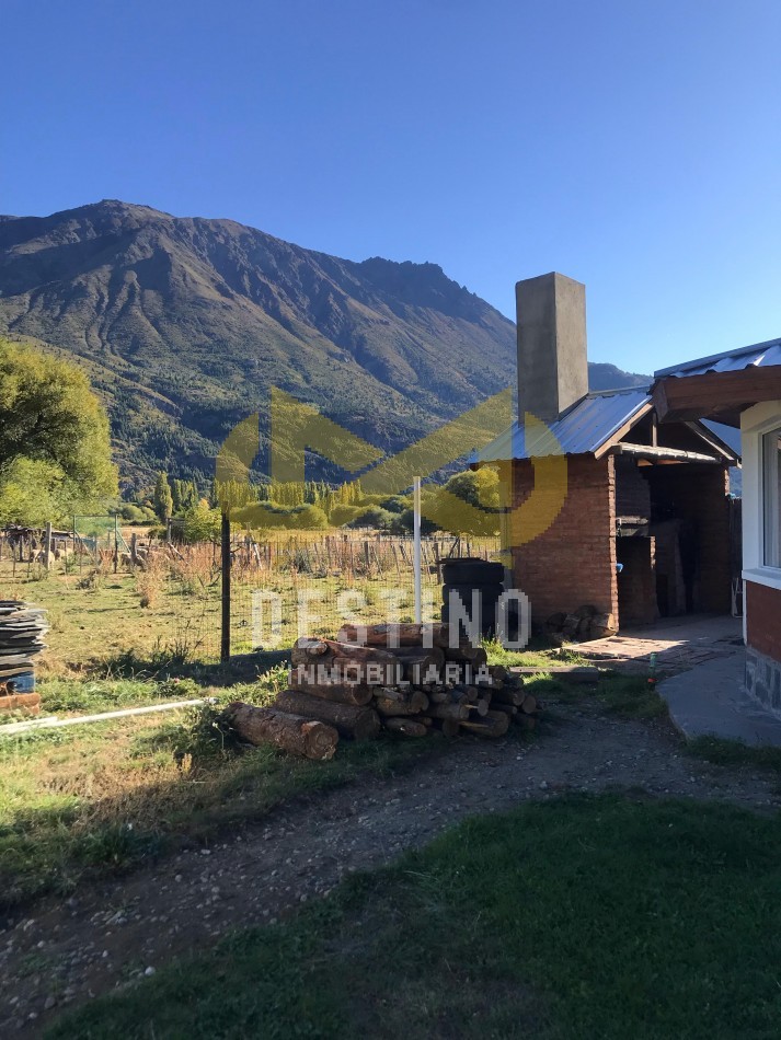 PROPIEDAD EN VENTA - EL HOYO, ZONA EL PEDREGOSO (RUTA 40)