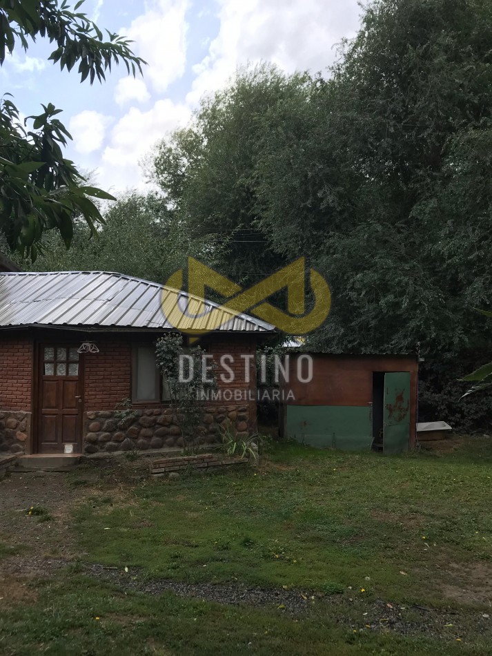 Complejo de Cabañas en Funcionamiento - Camino a Lago El Desemboque