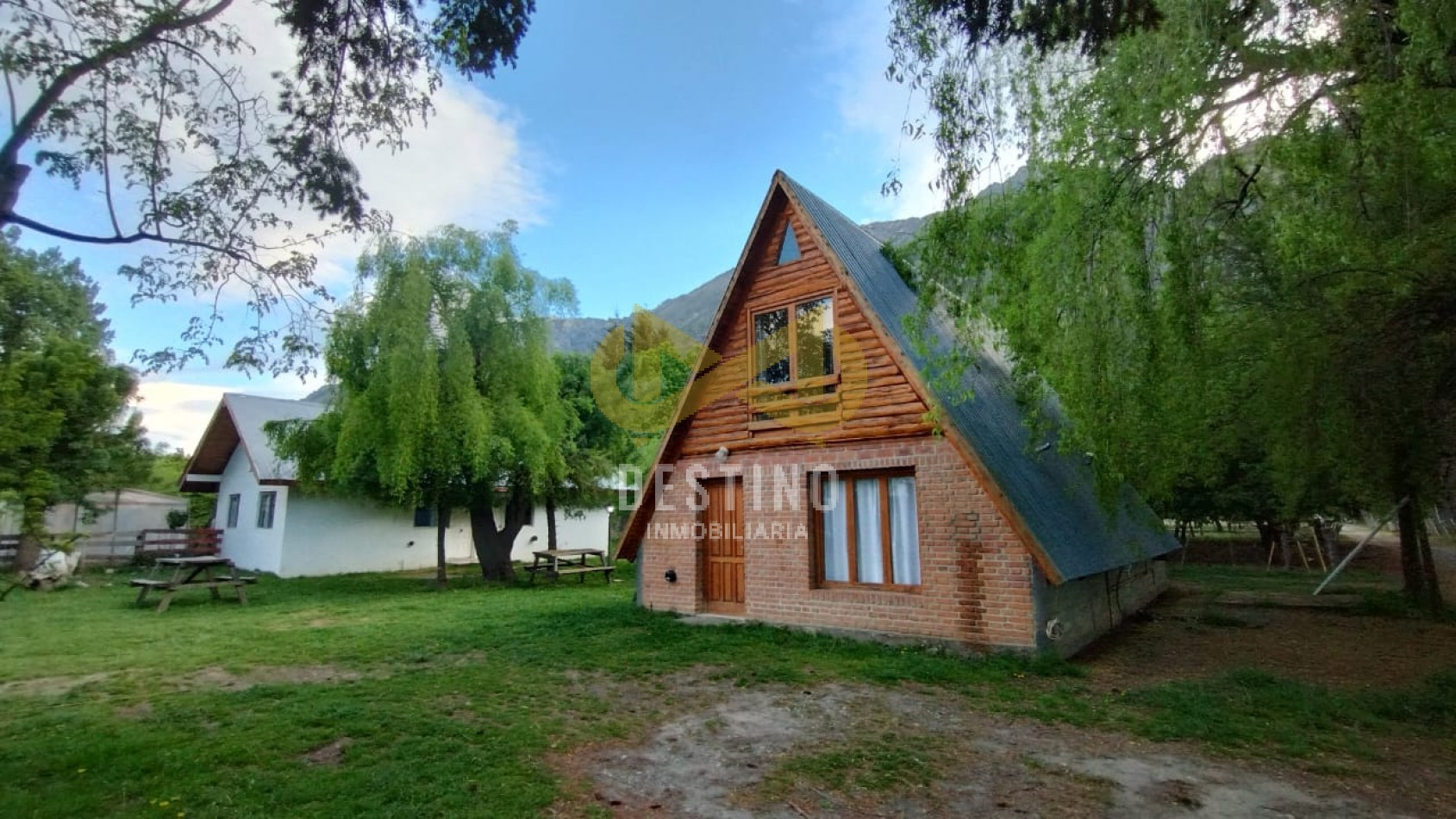 EXCLUSIVA PROPIEDAD EN VENTA - CAMPING EN FUNCIONAMIENTO!