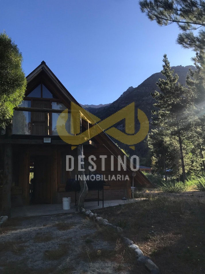 ¡Cabaña Alpina en Venta - Barrio Privado!