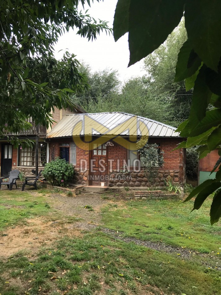 Complejo de Cabañas en Funcionamiento - Camino a Lago El Desemboque