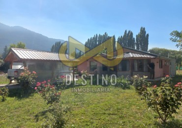 ¡Casa en Venta en El Hoyo, Chubut!